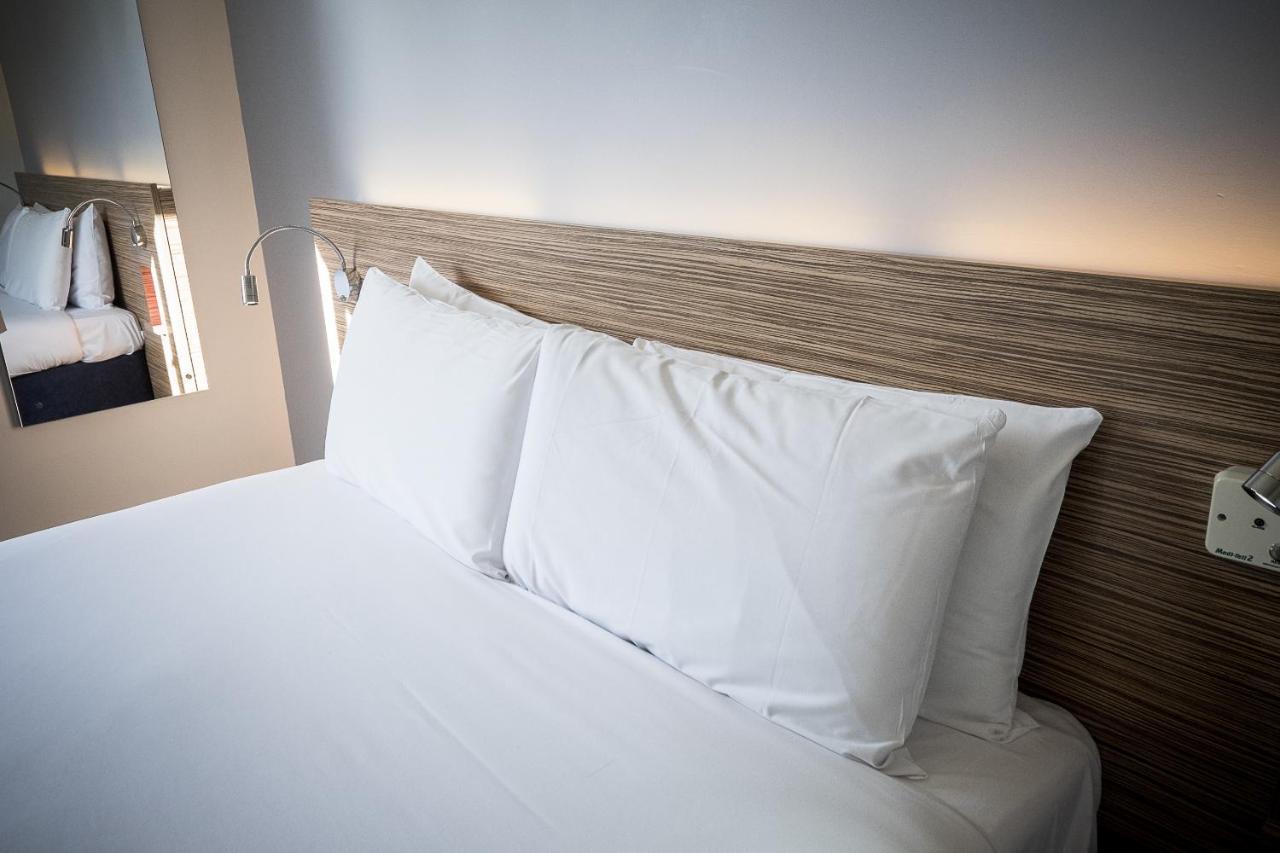 Travelodge Limerick Junction Szoba fotó