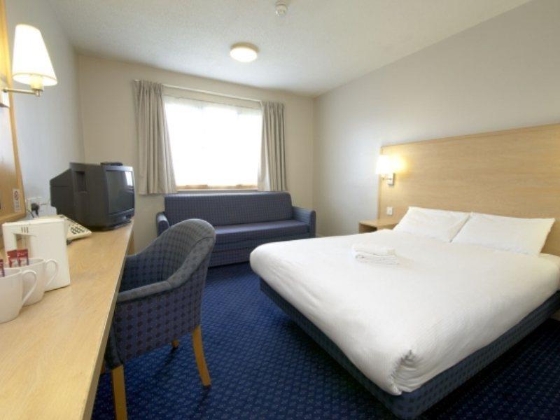 Travelodge Limerick Junction Kültér fotó