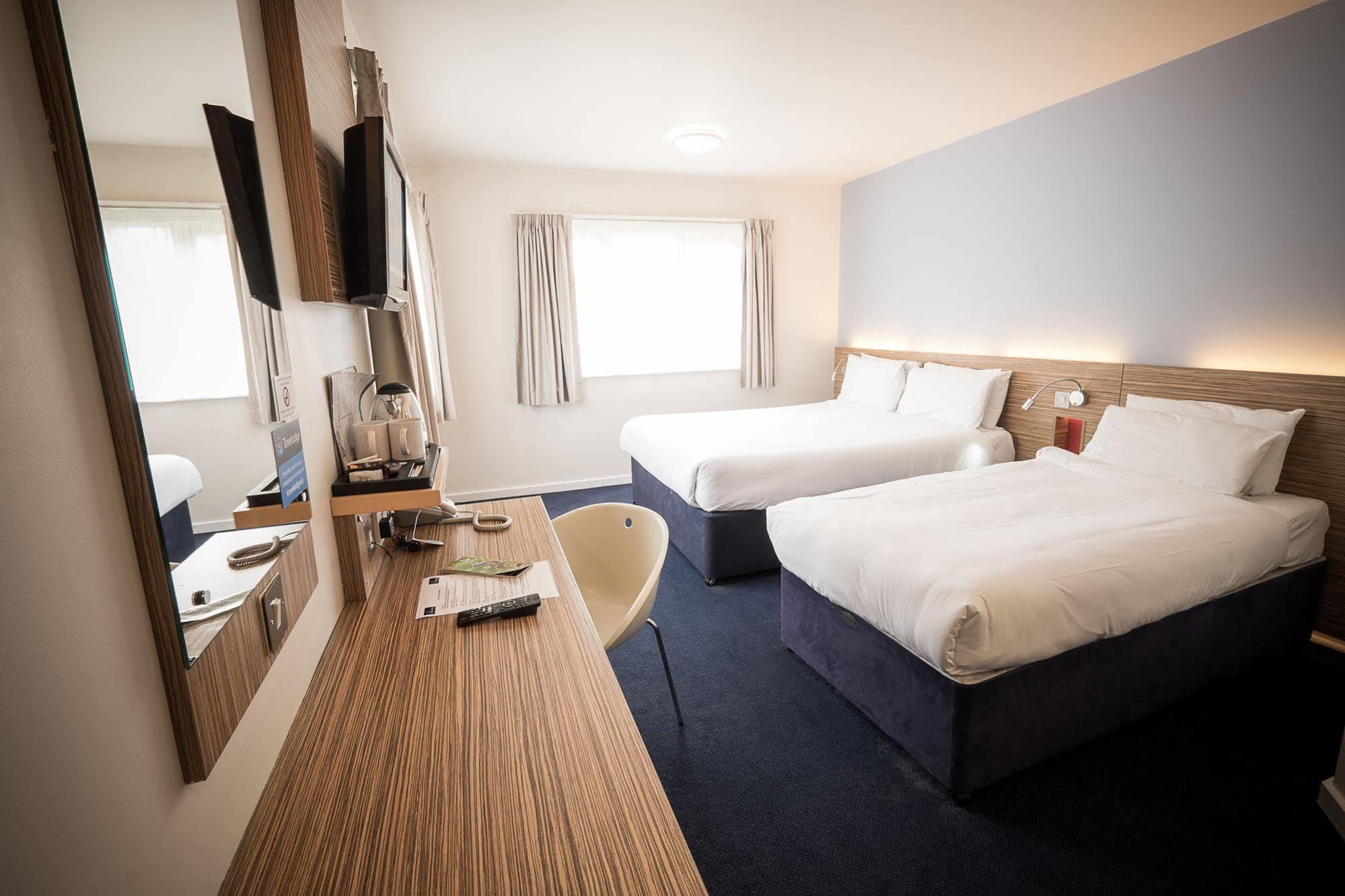 Travelodge Limerick Junction Kültér fotó